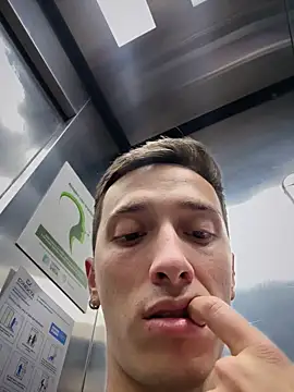 Thiago_Jones1's Live XXX Chat