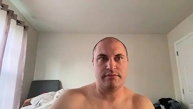 Chat XXX en directo de SluggishChase99