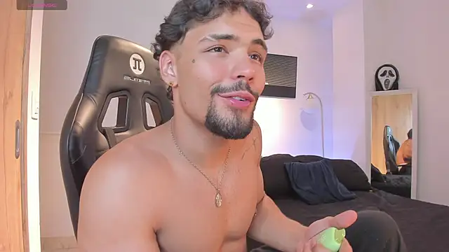 Živý XXX chat justin_lenox