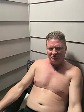 funandstuff élő XXX-chatje