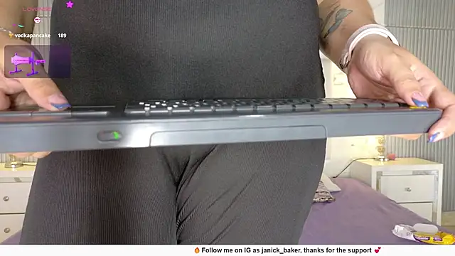 JanickBakern Live XXX chat