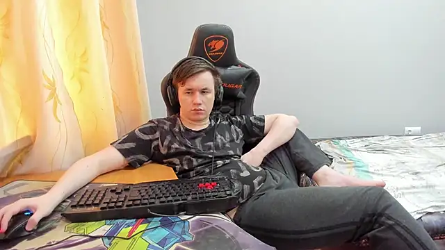 iliaskrislove's Live XXX Chat