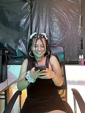 Chantal_Evans7_ Live XXX Chat