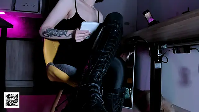 Chat XXX en directo de _Misha_Addams_