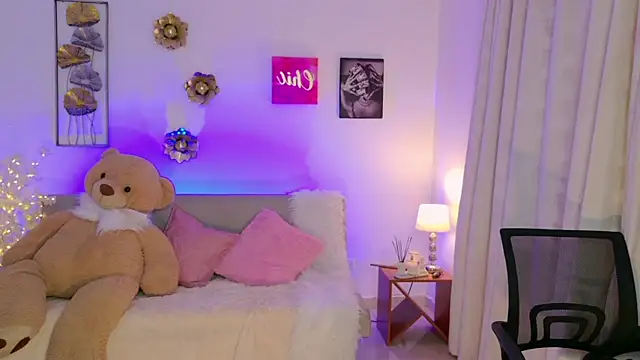 MaraVelvett's Live XXX Chat