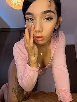 milasantana_ Chat XXX live
