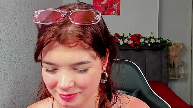 MelissaMay__ Adlı Modelin Canlı XXX Sohbeti