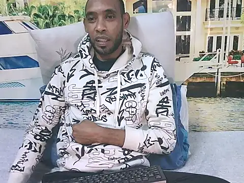 IndianMagicMike's Live XXX Chat