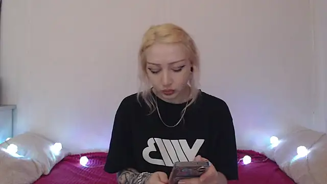Emily_hardcore: онлайн-секс-чат
