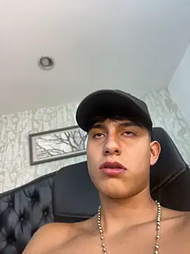 Chat XXX Live Lander_Cruz