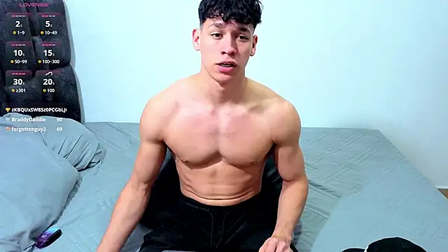 Chat XXX en directo de Luke_Muscle
