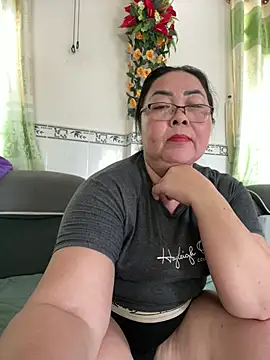 Alinat_ লাইভ XXX চ্যাট