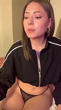 PrettyAmber Chat XXX live