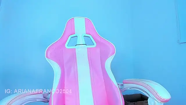 Ariana_fのライブXXXチャット