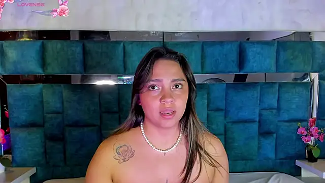 Abril_Gomez06 Obrolan Langsung XXX