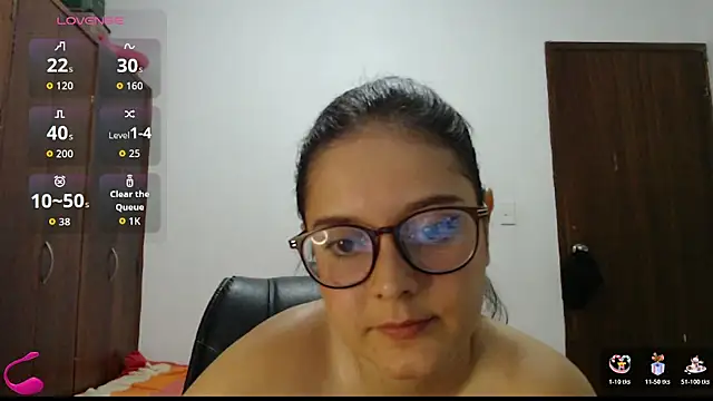 Chat XXX en directo de MadieeLorez