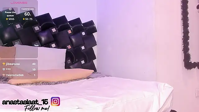Chat XXX en directo de Miia_Thompsonn