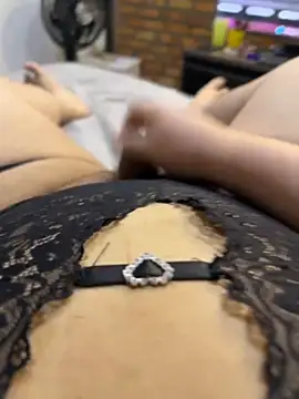 valenthottie live XXX chat