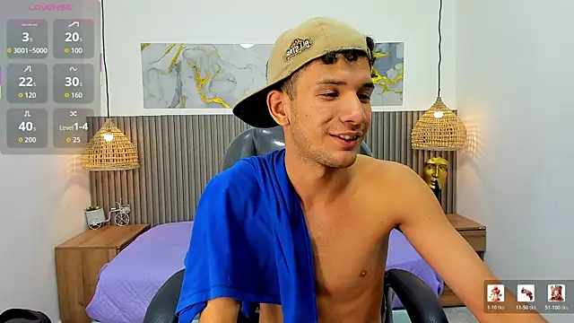 JDWhite18 XXX чат на живо