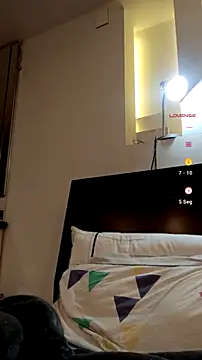 Loly_HornyのライブXXXチャット