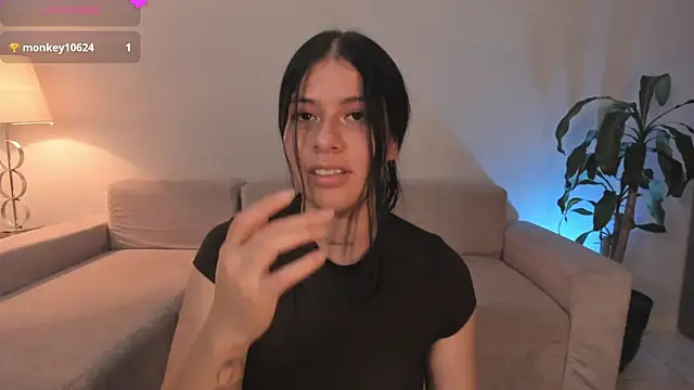 צ'אט XXX בשידור חי של Holly_velvett