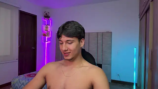 Czat XXX na żywo – CHRIS_MORGAN1