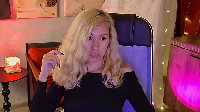 DonnaSmitth Chat XXX in diretta