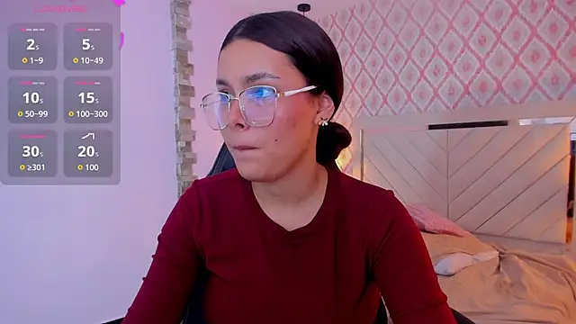 Chatroom XXX en direct de CLARA_WARD1
