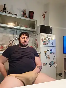 XXX chat uživo modela bear_skinny