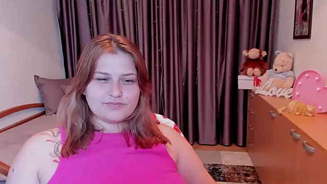 NoraLiin élő XXX-chatje