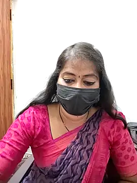 tamil_Sigappu_Roja Chat XXX in diretta