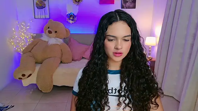 MaraVelvett's Live XXX Chat