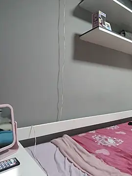 Chat +18 de Lucyiy_ ao vivo