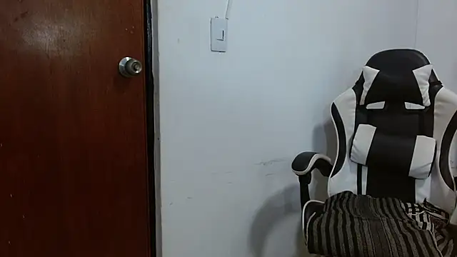 luka_big18 Chat XXX live