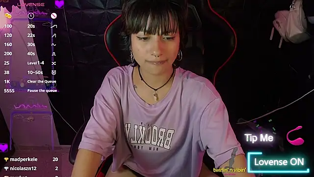 Chat +18 de lunarichy22 ao vivo