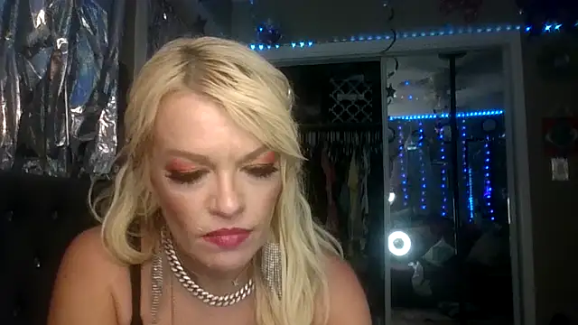 marilyn420のライブXXXチャット