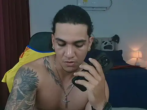 Mrbig_maximo's Live XXX Chat