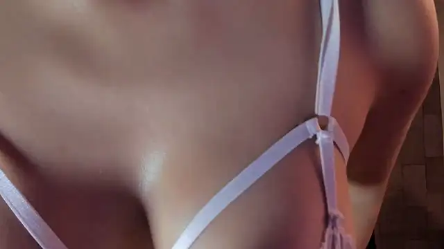 Chat +18 de sara_doll77 ao vivo