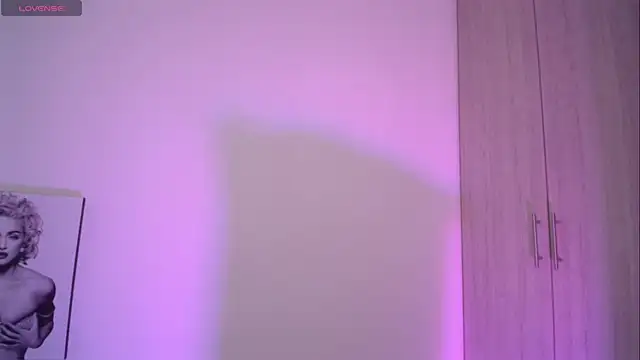 Millie_bobby 라이브 XXX 채팅