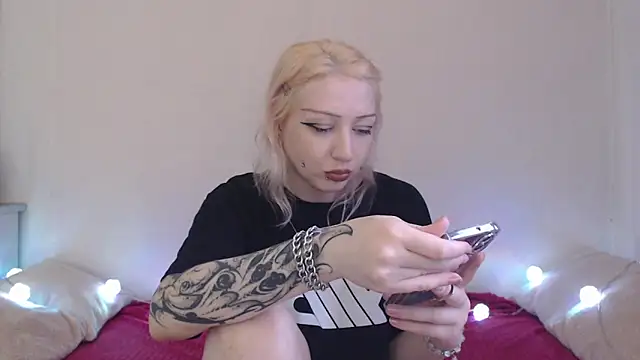 Emily_hardcore's Live XXX Chat