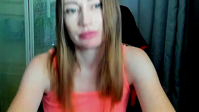 XXX chat uživo modela JessFoxxx
