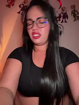 Chatroom XXX en direct de andra_rose