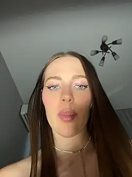 -SweetDi- élő XXX-chatje