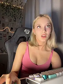 yer_gara Adlı Modelin Canlı XXX Sohbeti