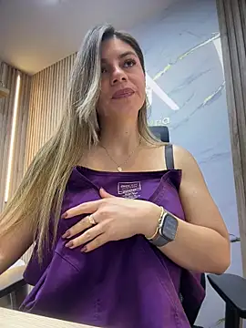 Chat XXX en directo de alicee16