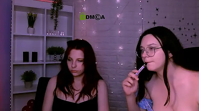 nymira Live XXX-Chat