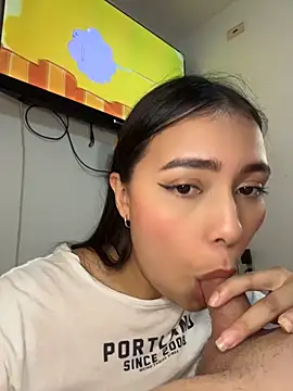 Chat +18 de Angell-kitty ao vivo