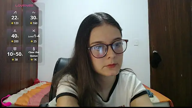 MadieeLorez Live XXX-chat