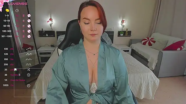 Fire_Emily_ Adlı Modelin Canlı XXX Sohbeti