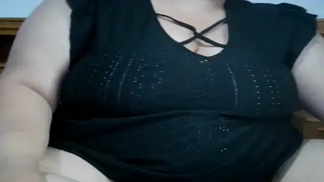 nicholle Adlı Modelin Canlı XXX Sohbeti